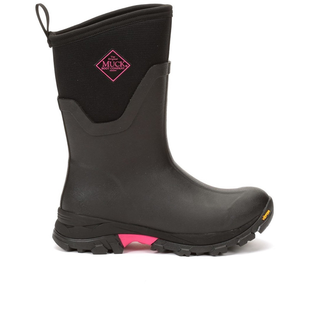 hot pink muck boots womens